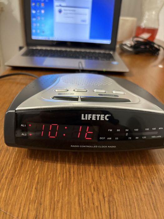 Aparat radio cu ceas Lifetec