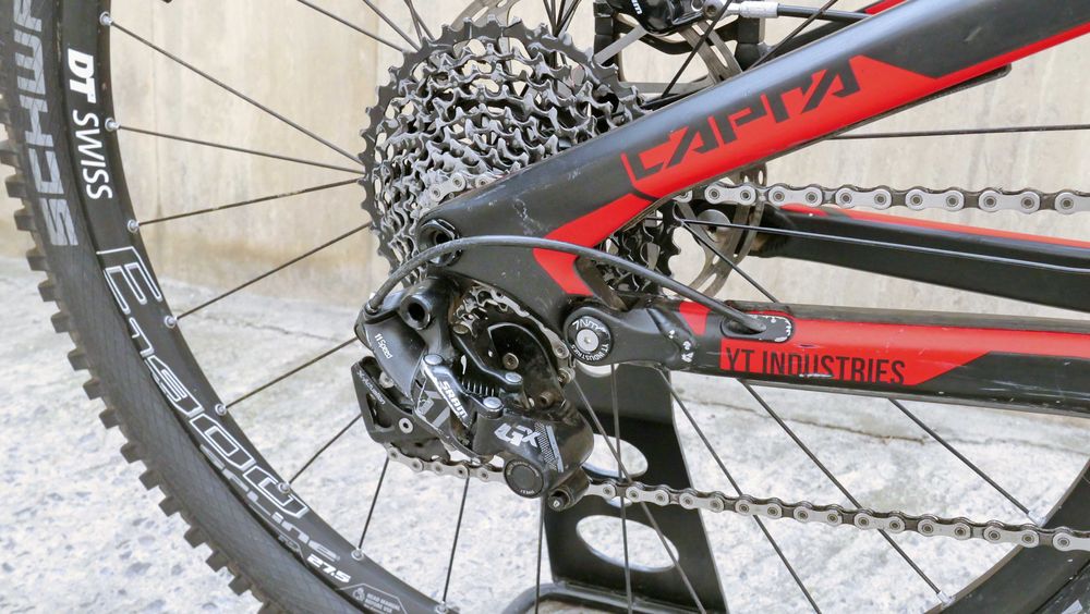 YT Capra AL Comp, 27.5 М, RockShox Lyrik 170 ход, 1x 11 SRAM GX