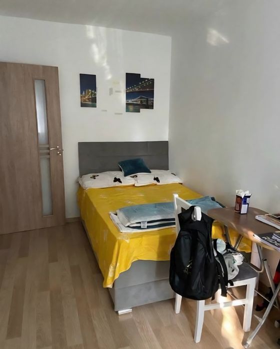Apartament 3camere Craiovita p/4 cu centrala, mobilat