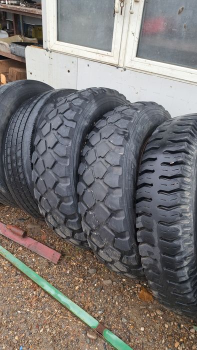 Roti utilaje 8.25-20 cramponate