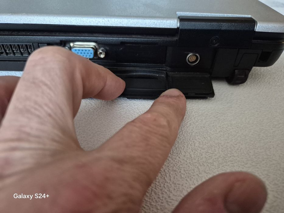 Panasonic Toughbook CF-54 MK1 cu ecran tactil Porsche Piwis Tester III