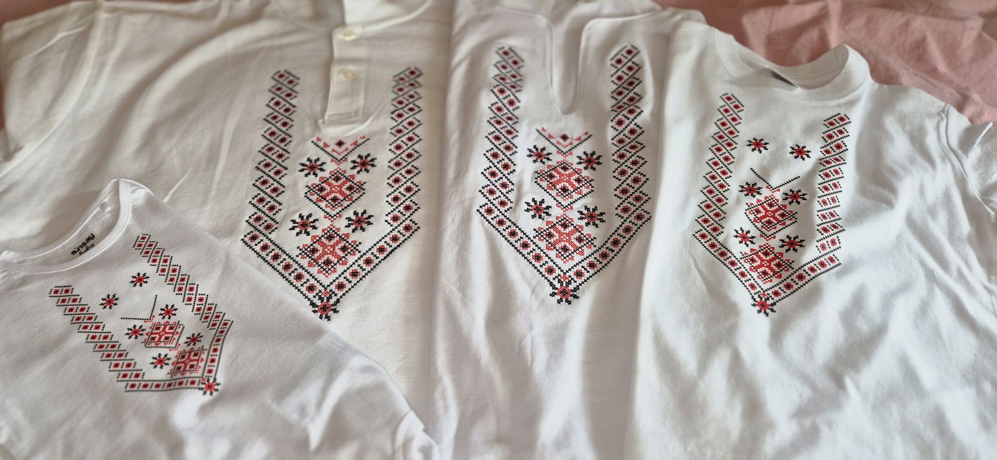 Тениски с народни мотиви