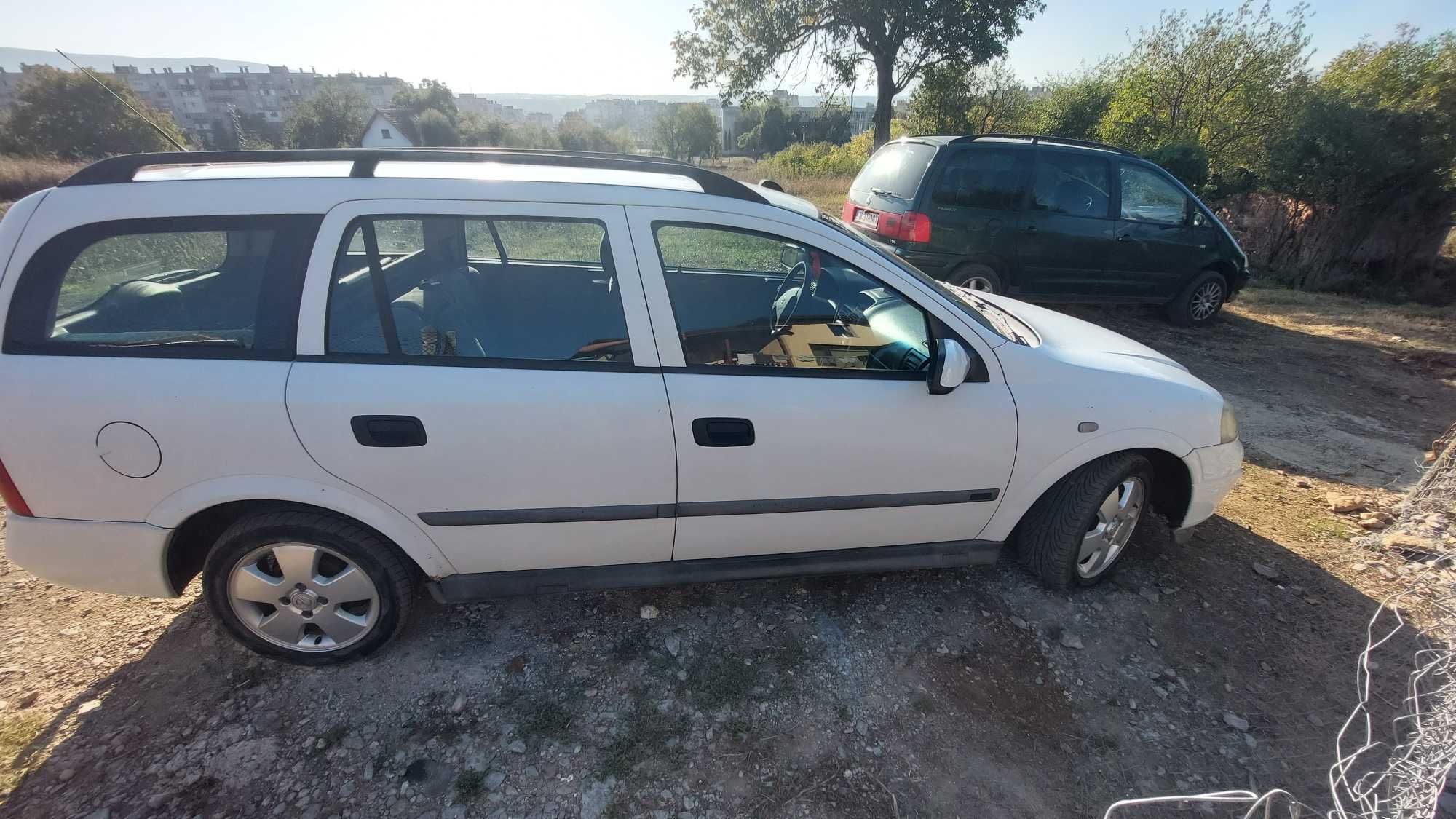 Лек Автомобил Opel Astra G