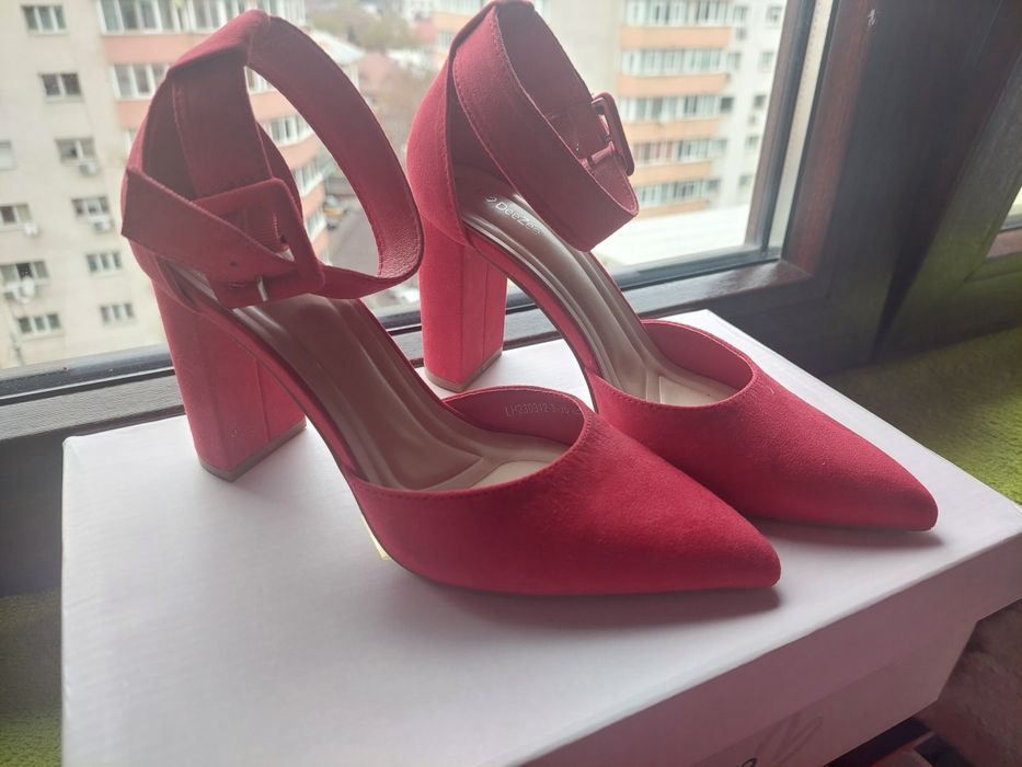 Pantofi DeeZee mărimea 35