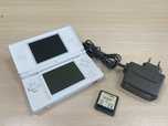 Оригинален Nintendo DS Lite – Бял + Адаптер + Писалка + Подарък игра