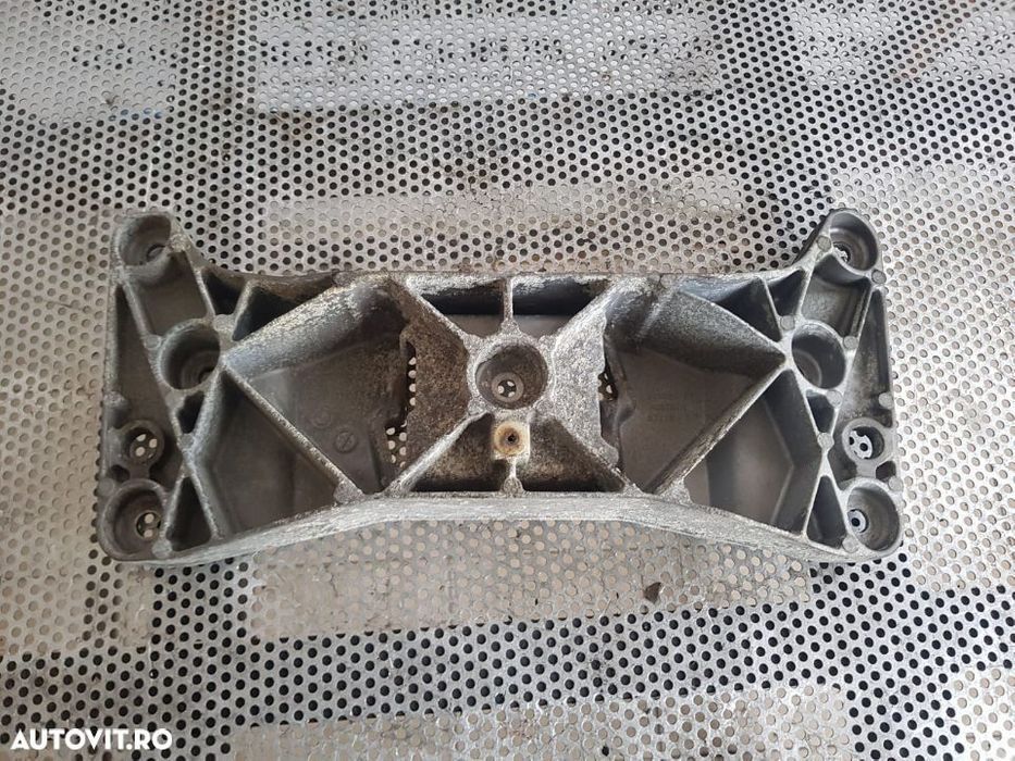 Suport Traversa Cutie Viteze BMW F10 F11 Dezmembrez BMW F10