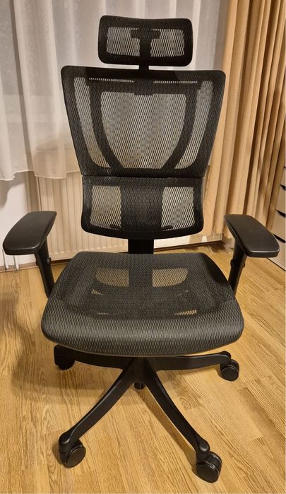 Scaun de lucru (birou)  cu roti