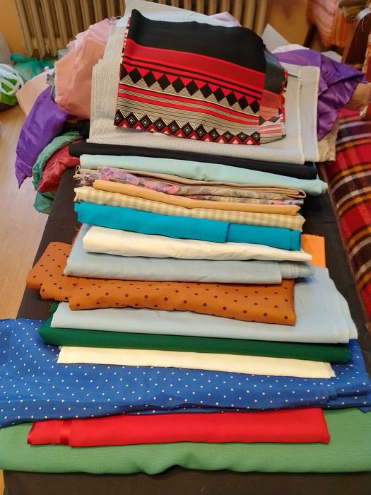 Продавам текстил