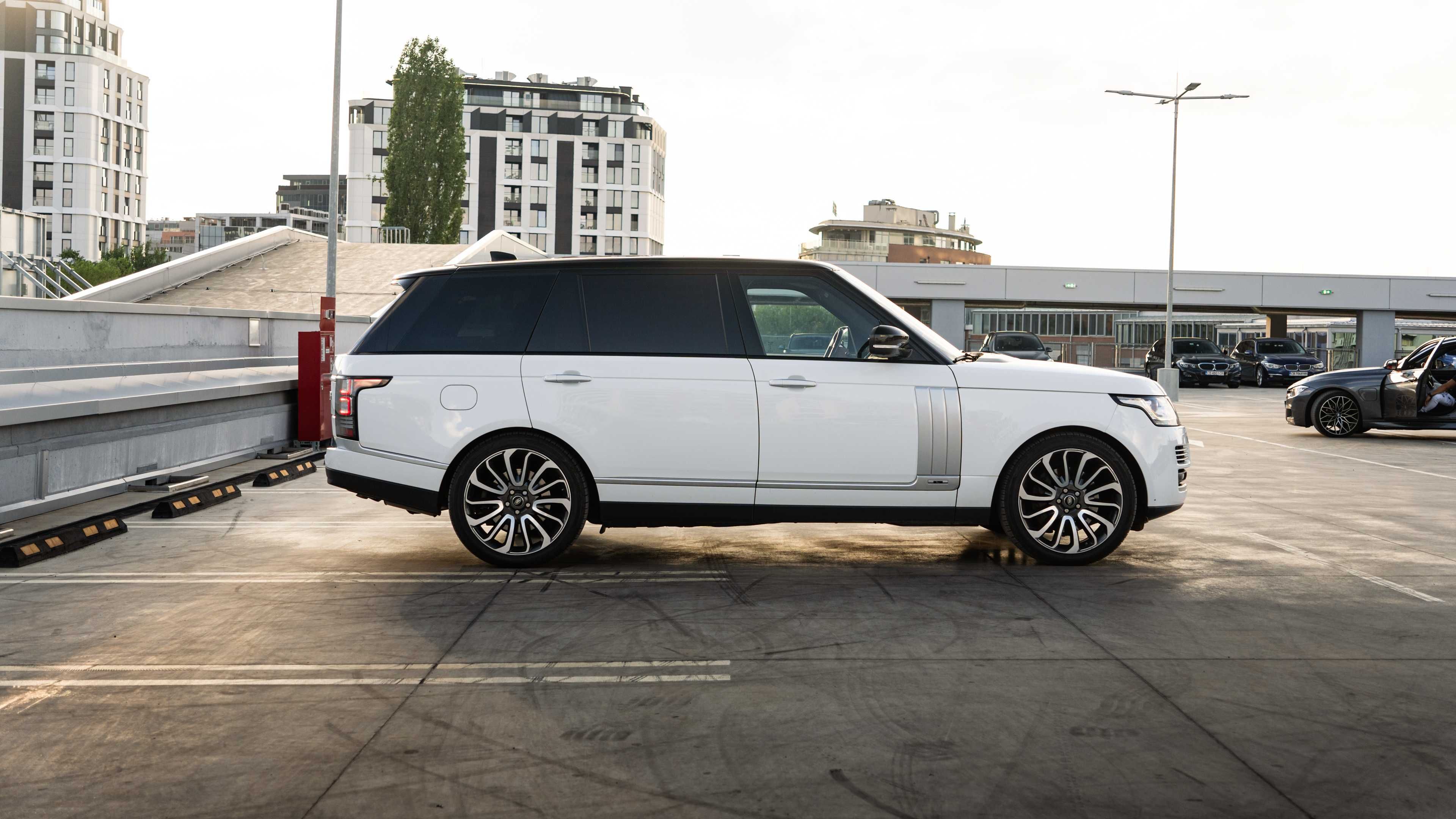 Land Rover Range rover Autobiography LWB 4.4 SDV8 | Full |