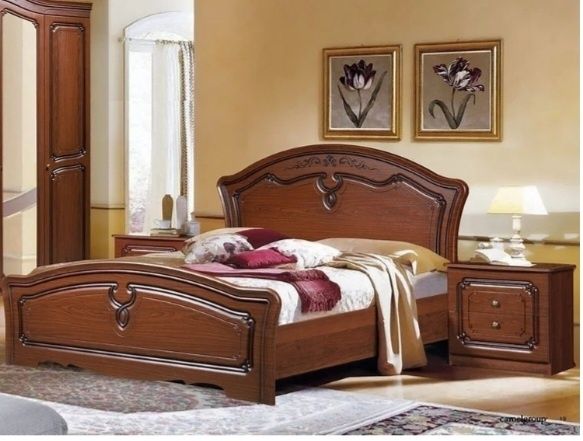 Продам спалны кровать с двумя тумбачками новый