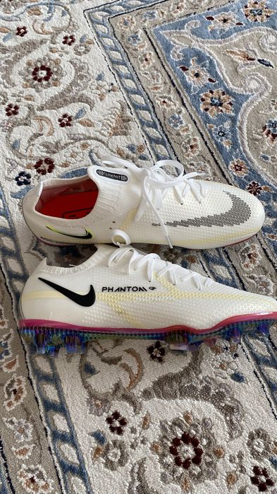 Бутсы nike phantom gt