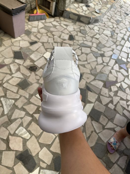 Adidasi Versace Chain Reaction