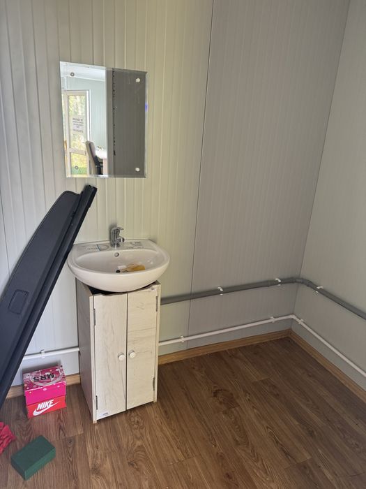 Urgent! Container cu lungime de 6 m latime 3 m