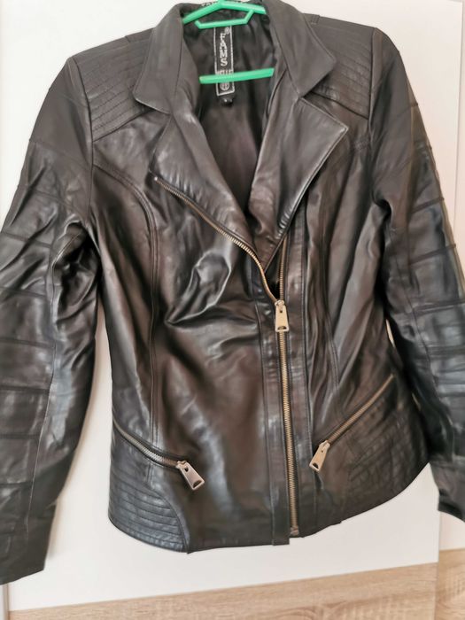 Кожено яке, черно