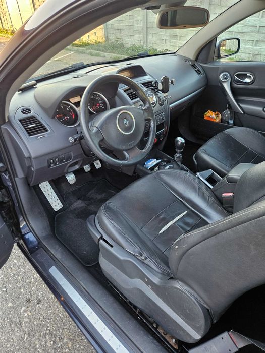 Renault megane cabrio 1.9D  131cp