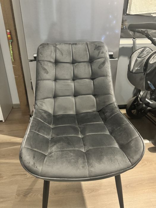 Scaune ArtaDoor, noi, nefolosite.