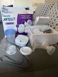 Помпа за кърма Philips Avent