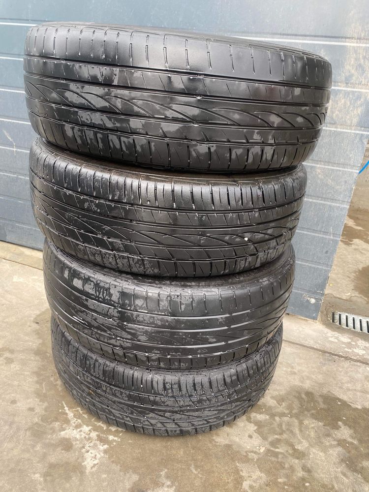 Genti cu cauciucuri,Jeep Grand Cherokee
