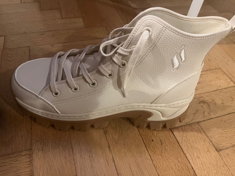 Ghete superbe Skechers