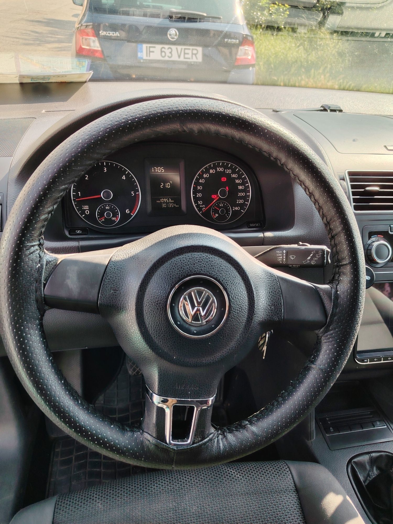 Volkswagen Touran 2011 - kilometri absolut reali.