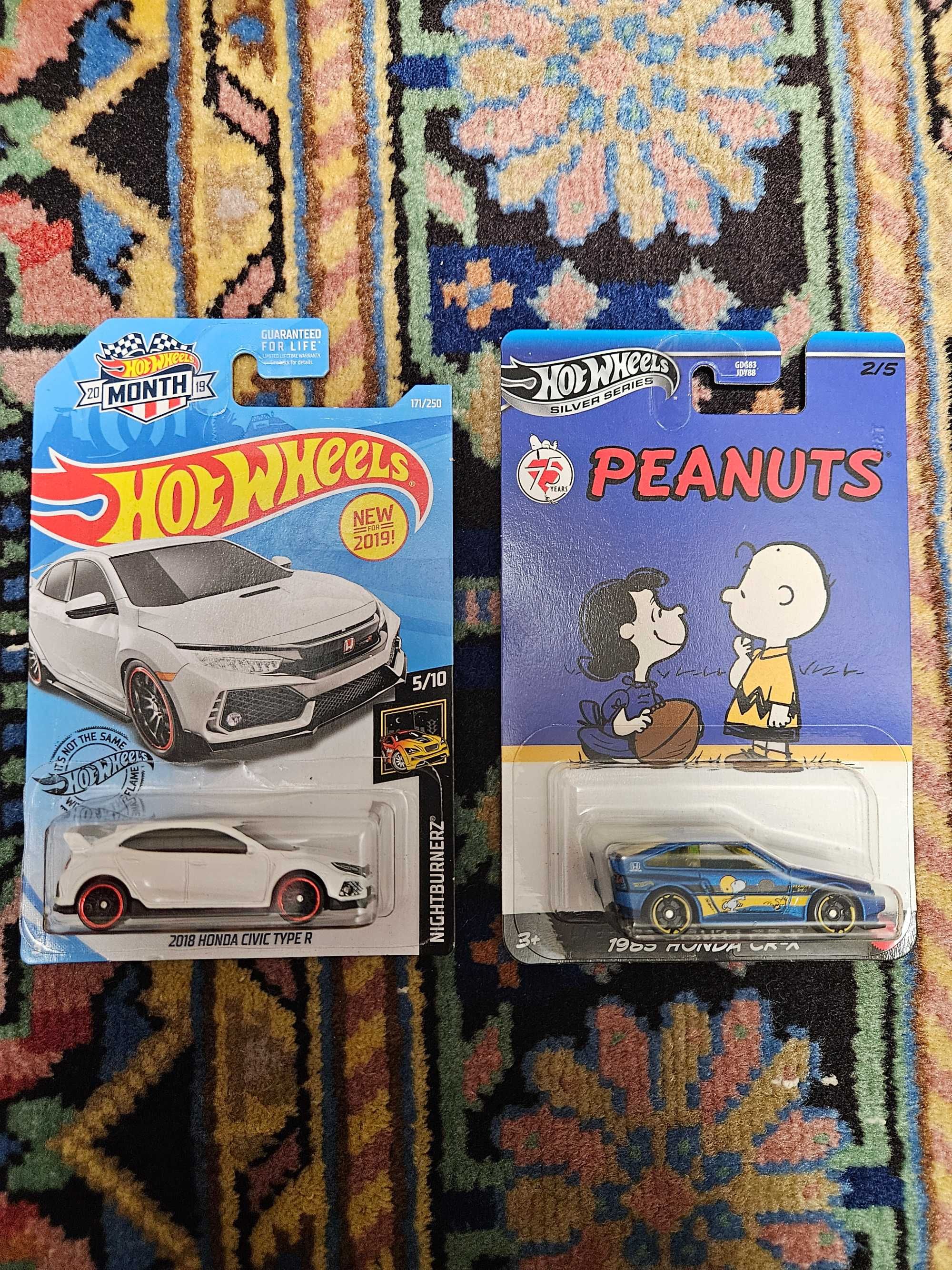 Hot wheels premium, mainline