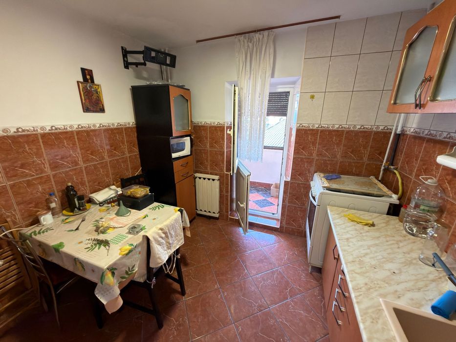 Chirie apartament 2 camere Mihai Bravu Ploiesti
