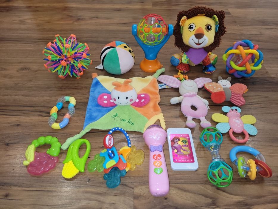 Голям лот бебешки играчки Playgro и др.