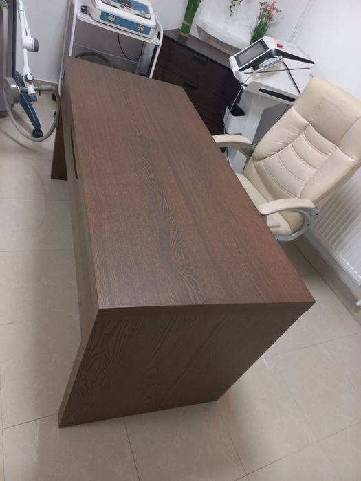 Birou birou + 2 scaune cadou