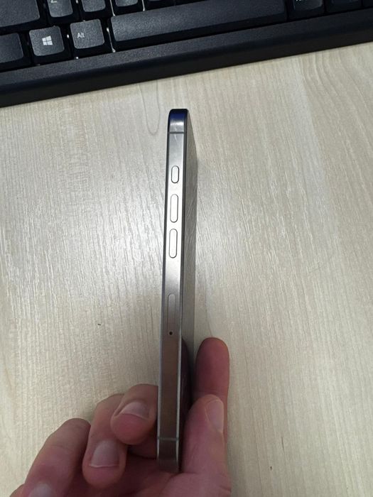 I phone 16 pro 256 gb