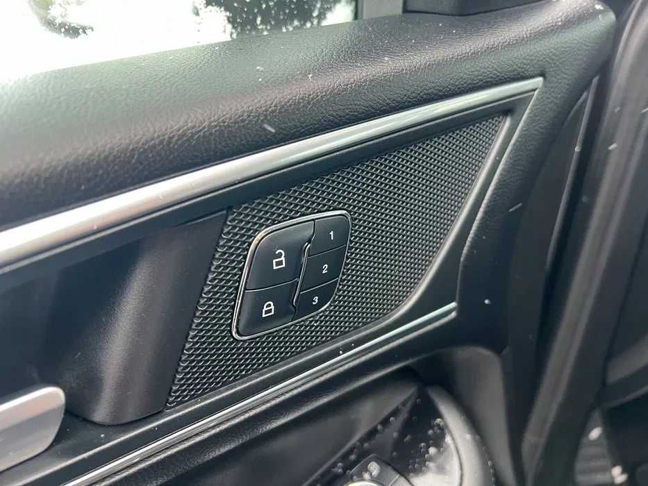 Ford S-Max 2.0 TDCi Powershift Titanium
