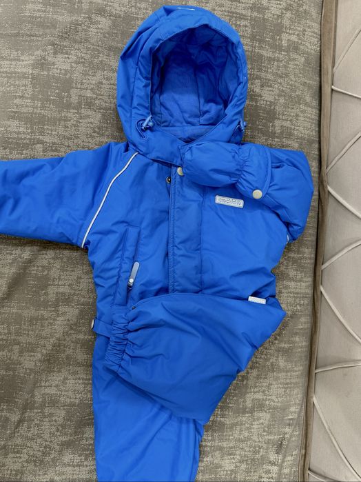 Продается зимний комбинезон crockid
