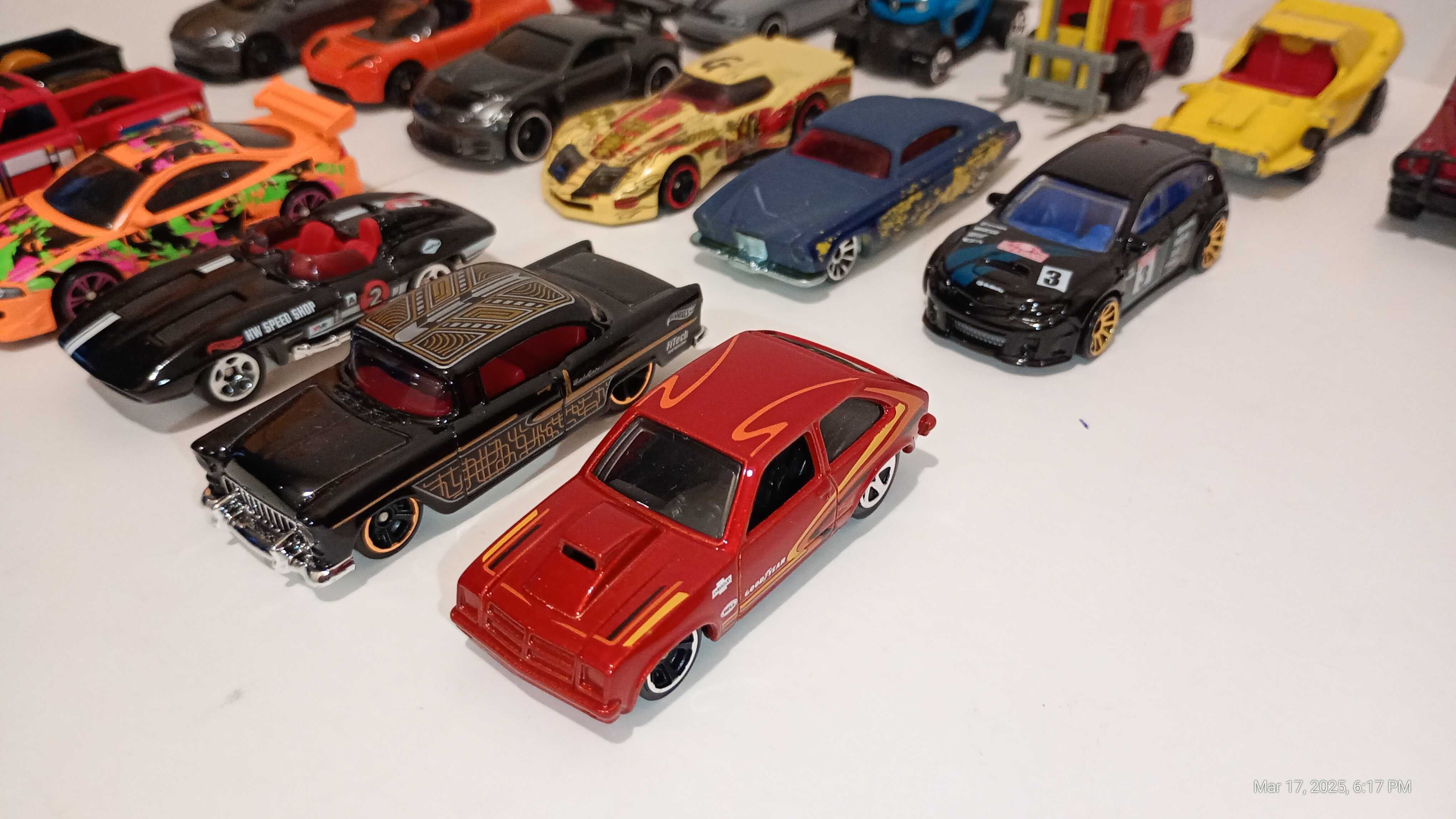 Метални колички Hot Wheels Matchbox Хот Уилс Мачбокс Welly Maisto