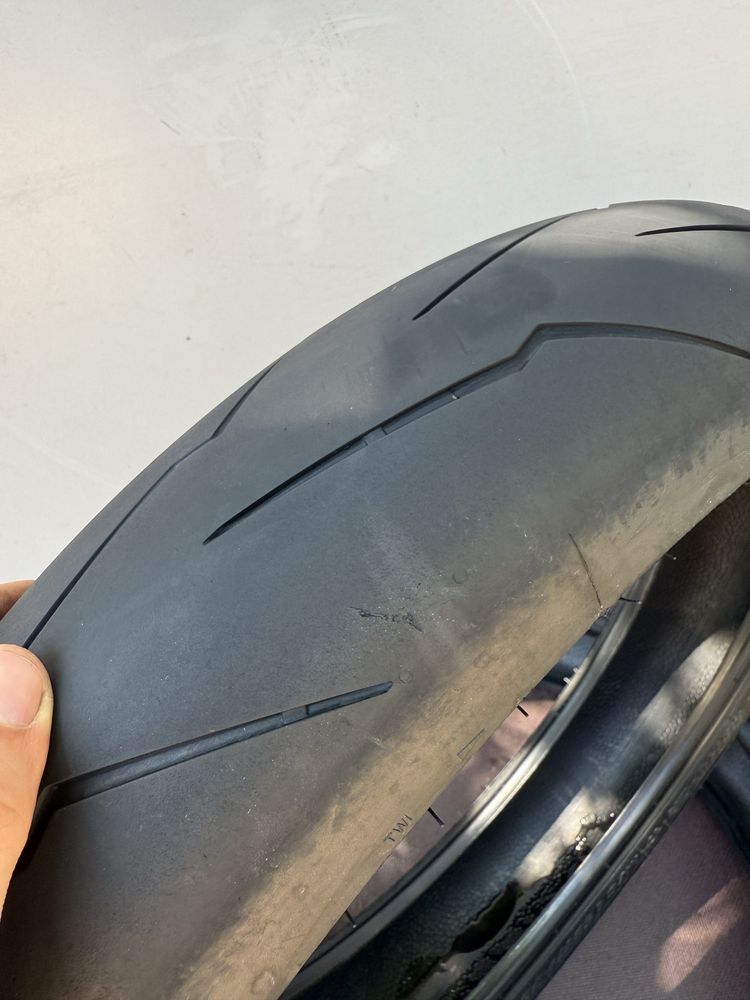 120/70/17 Pirelli supercorsa dot 2022