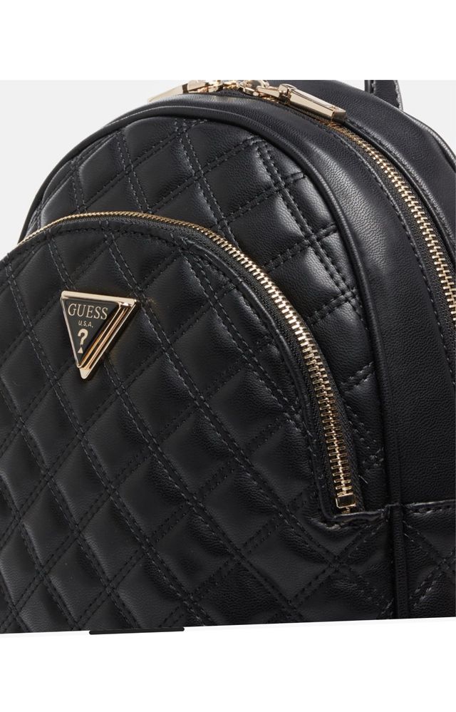 Дамска раница Guess-оригинална