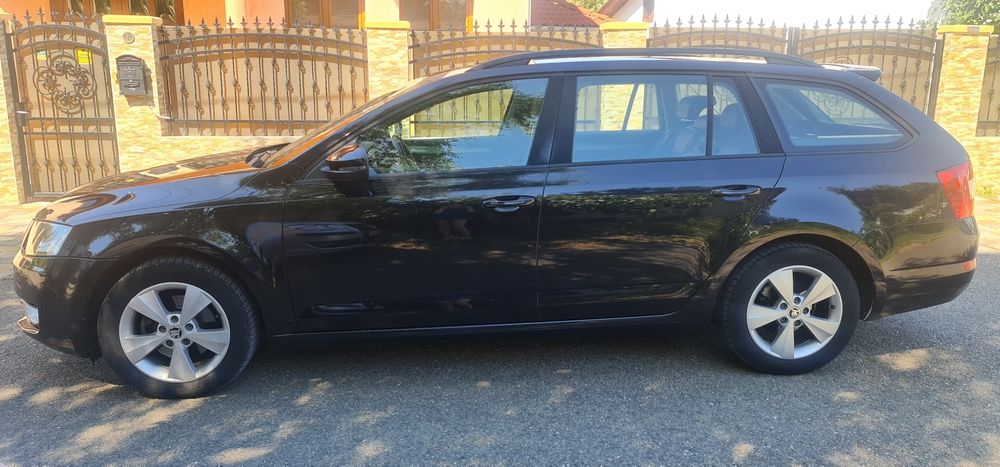 Vând Skoda octavia