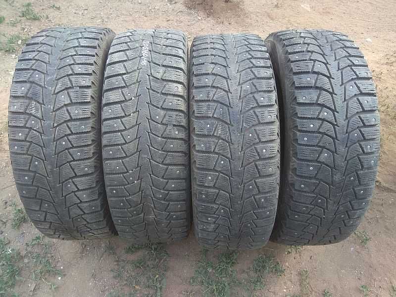 Шины 205/60 R16 - "Maxxis Presa Spike" (Китай), зимние.
