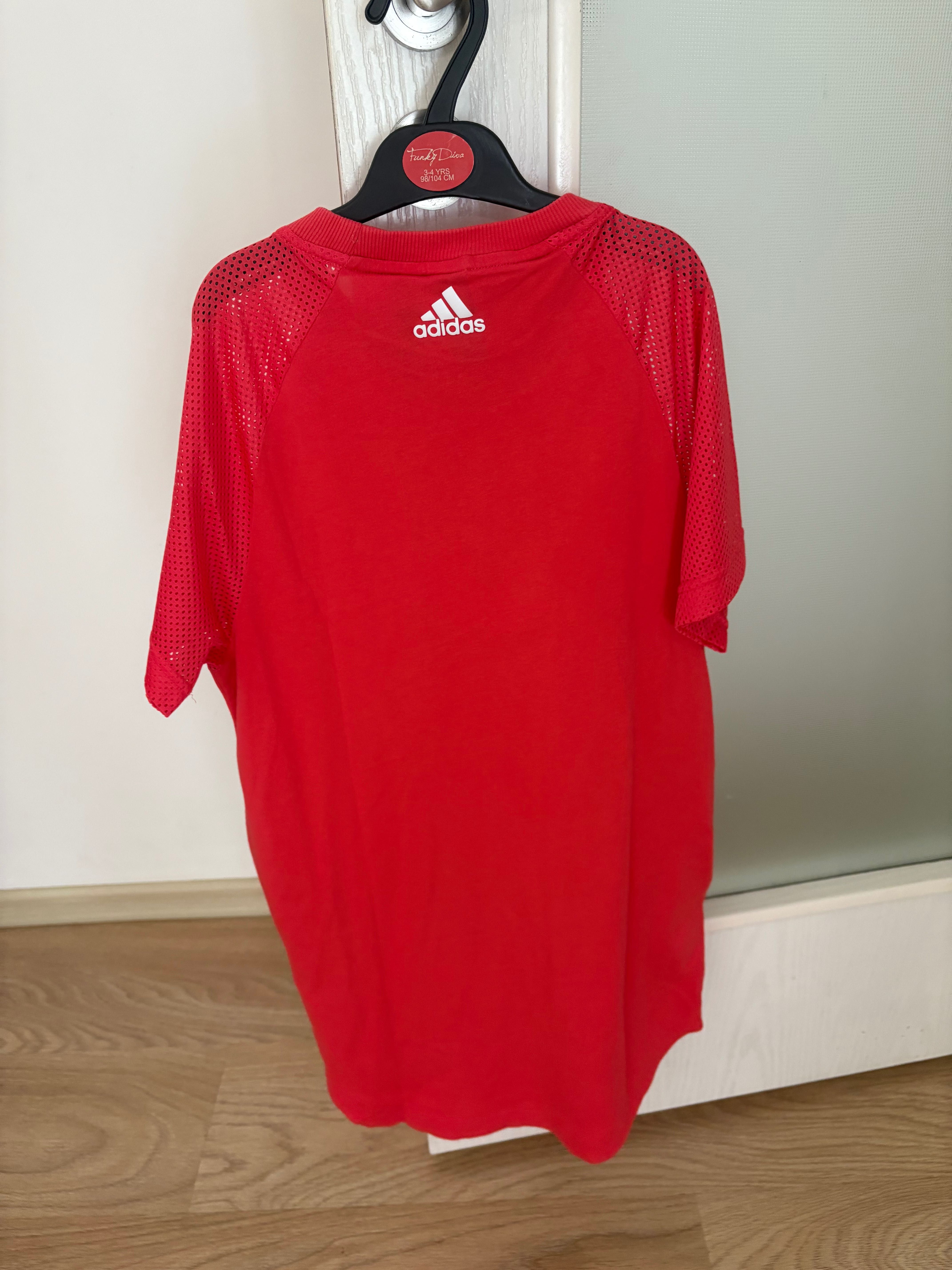 Рокля Adidas 10 год.