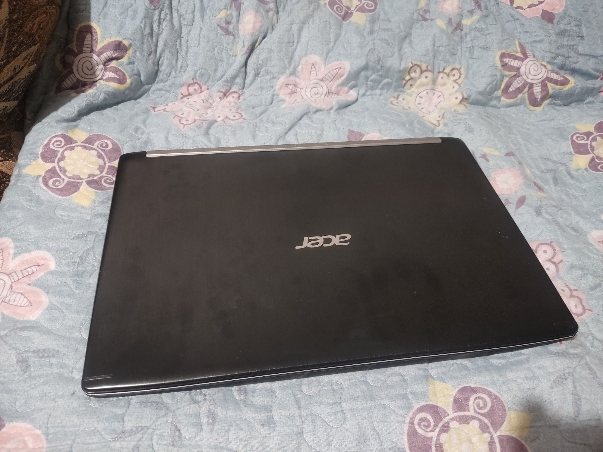 Acer Aspire 7 / 1tb ssd / 1tb hdd/ ips