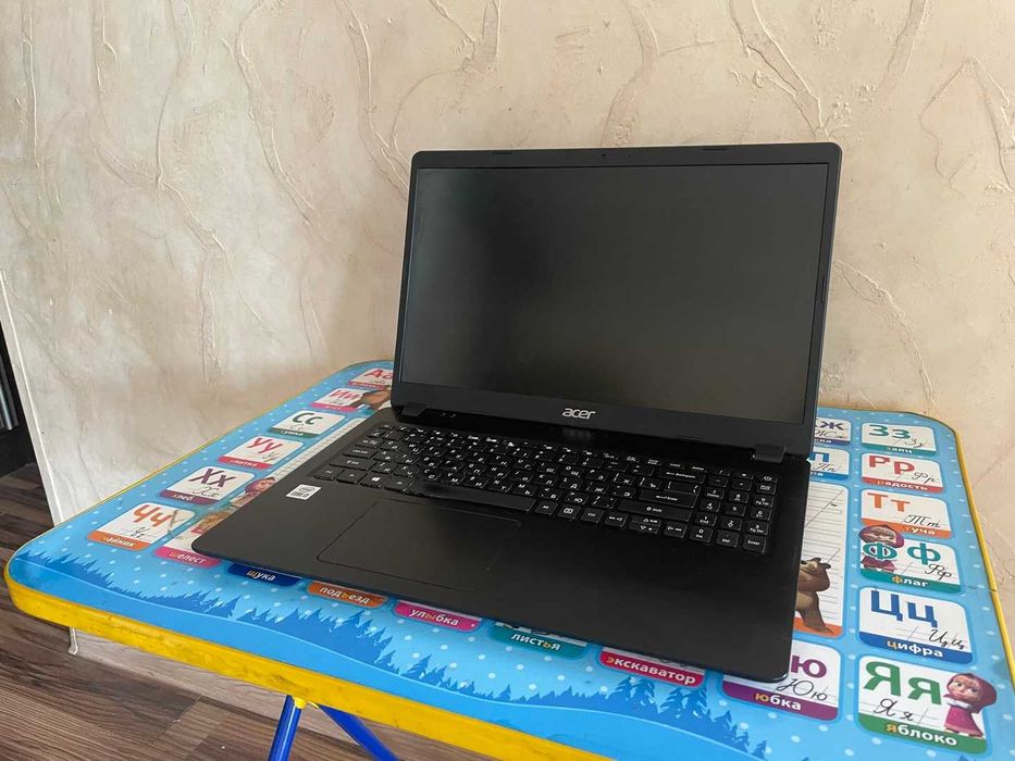 Ноутбук Acer Aspire 3 /Core i3-1005G/8Gb Ram/256Gb ssd/intel graphics/