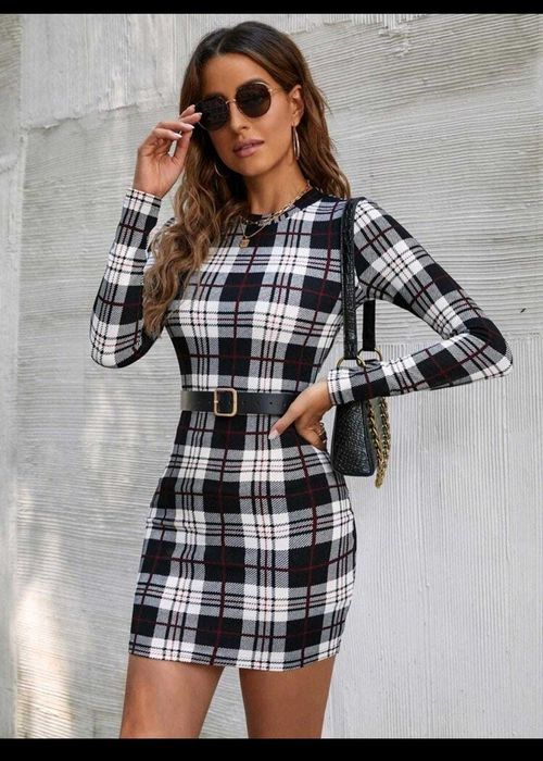 Rochie in carouri XS si S