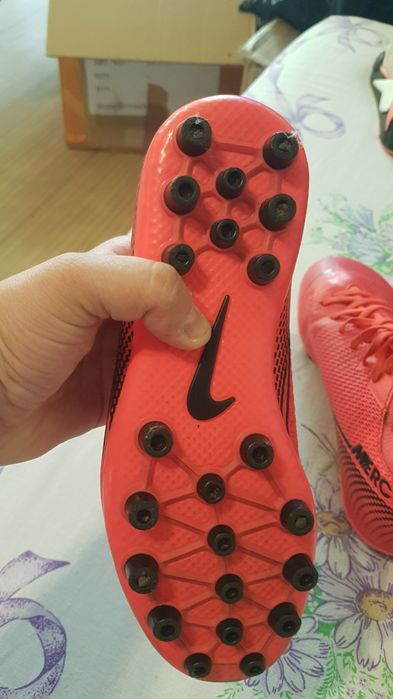 adidasi fotbal băieți Nike nr 33