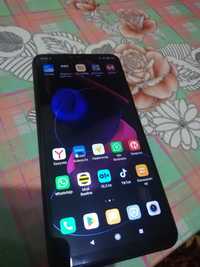 Продам Xiaomi Mi 8 lite 64/4 gb