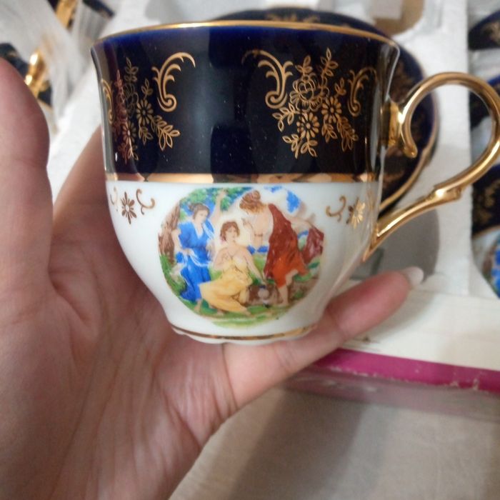 Продам набор чайный на 6 персон"Мадонна"