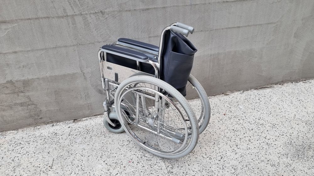 Инвалидна рингова количка