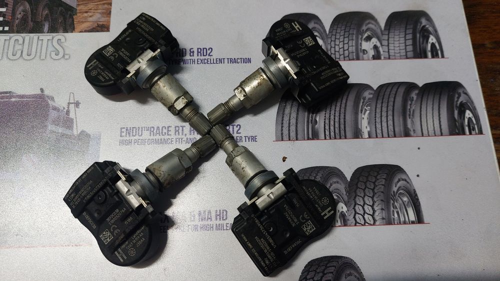 Оригинални TPMS Датчици за Ягуар, Ланд Роувър и Волво