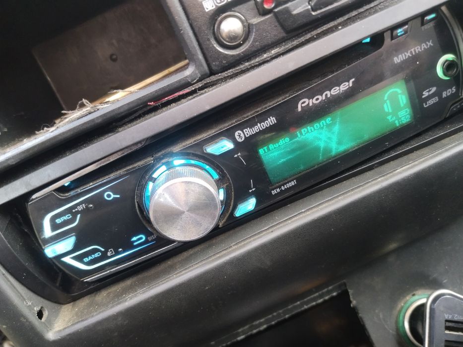 Продам магнитолу Pioneer