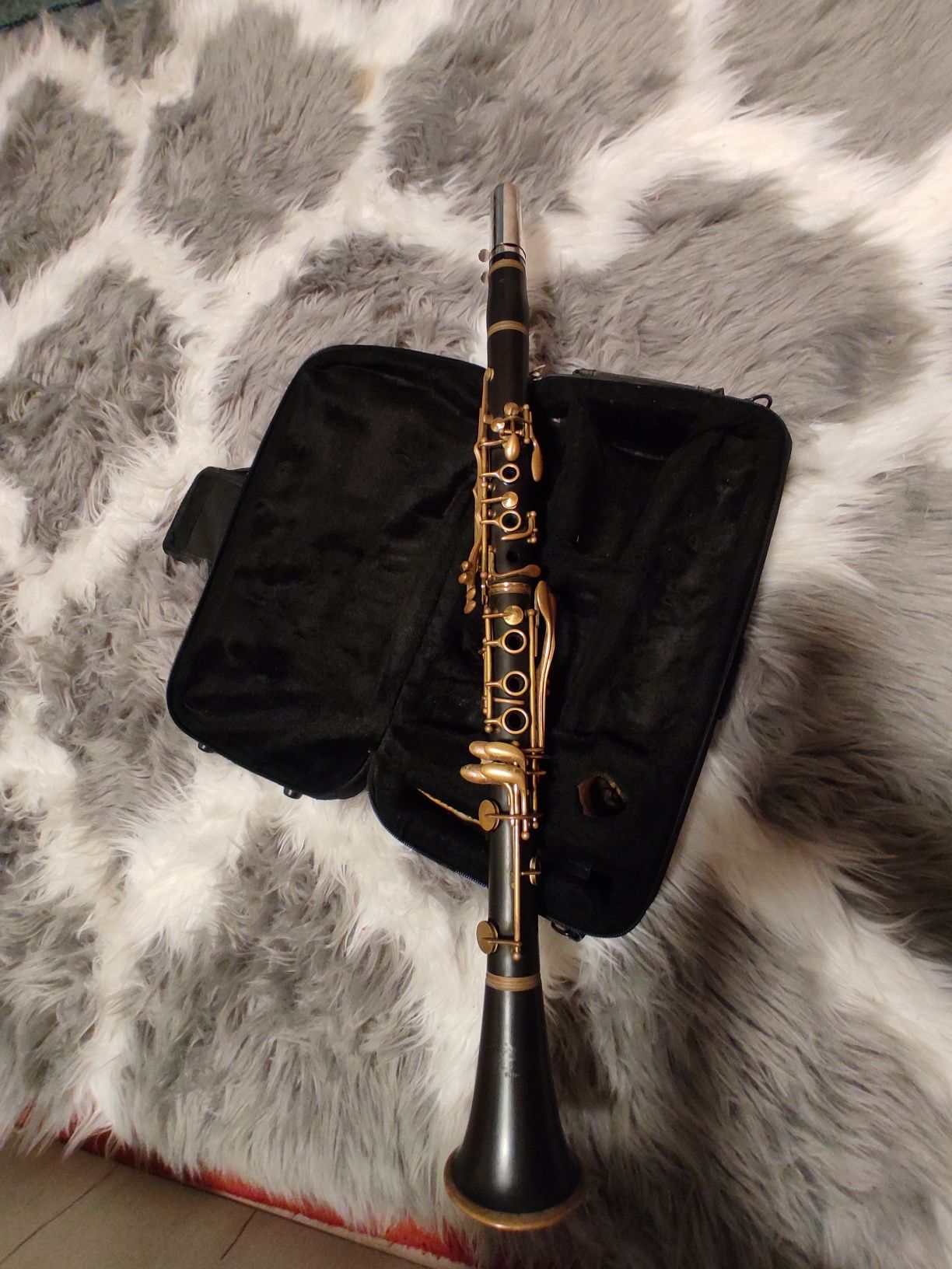 Vând clarinet Venus GL3016