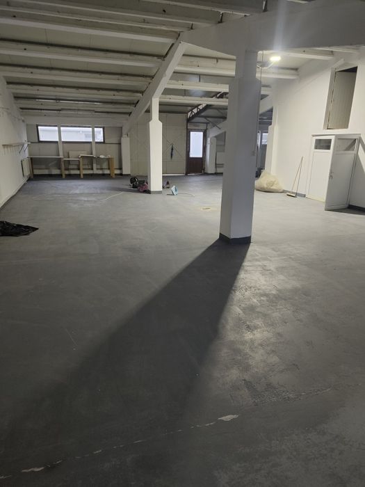 Închiriez hala Tomești 240 mp