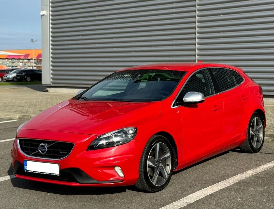 Volvo V40 D2 1.6D R Design