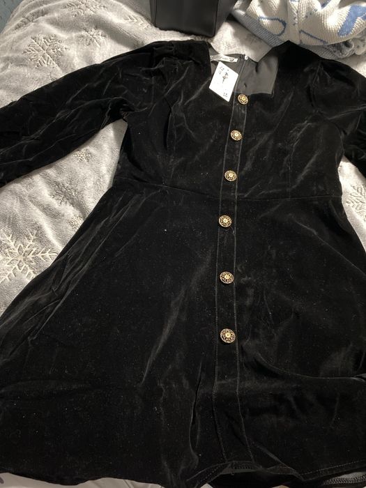 Платье новое. Ни разу не одевала размер не подошел